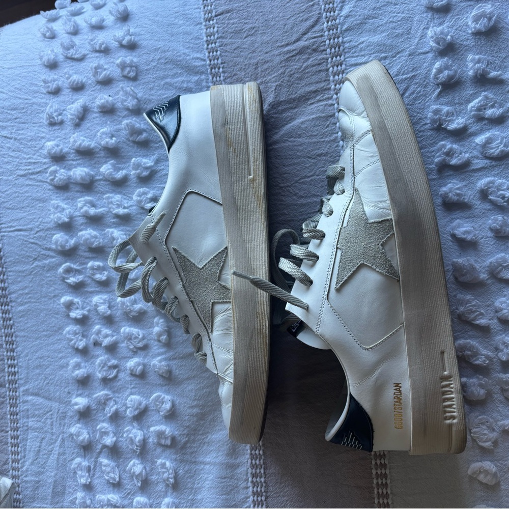 Golden Goose Sneakers